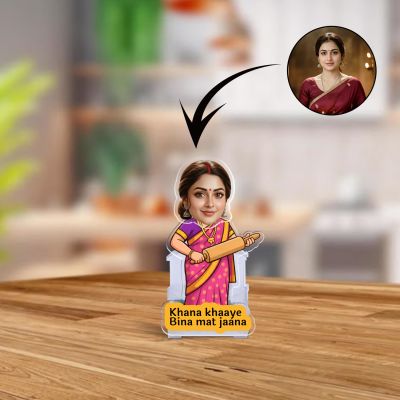 Personalized Mom Bobblehead Caricature with Funny Quote Solar Powered Moving Head for Car Dashboard Decor Funny Gift for Mom